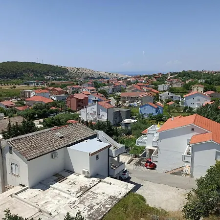 Mira Apartmán *