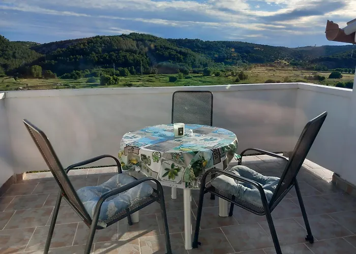 아파트 Mira 로파르