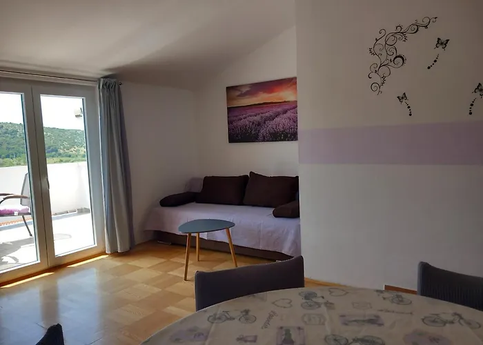 Lägenhet Mira